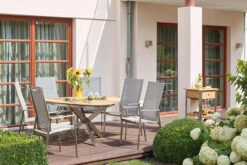 DIAMOND GARDEN Lyon Triangel Esstisch, Edelstahl/Recycled Teak, 150x 150 Cm -Doppler Verkäufe 13 21210.jpg