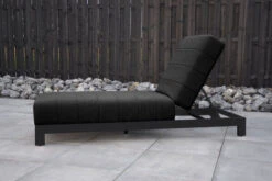 OUTFLEXX Liege, Anthrazit/sooty, Alu/Sunbrella, 203x70x40/100, Höhenverstellbare Rückenlehne