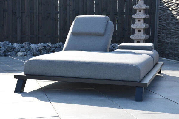 OUTFLEXX Exklusivmodell Blain Doppelliege, Flanelle, Alu/Sunbrella, 222 X 144 X 38 Cm, Inkl. Verstellbarer Rückenlehne 1 OUTFLEXX Exklusivmodell Blain Doppelliege, Flanelle, Alu/Sunbrella, 222 X 144 X 38 Cm, Inkl. Verstellbarer Rückenlehne