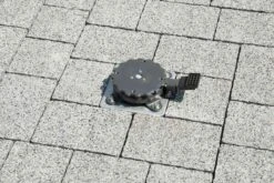 Schneider® SCHNEIDER Universal-Bodenplatte Für Sonnenschirme, Silber, Stahl Verzinkt, 16 X 16 X 40 Cm -Doppler Verkäufe 2664 03.jpg