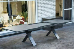 HARTMAN Exklusivmodell Xanadu Ausziehtisch, Xerix, Alu / Glaskeramik, 220/280 X 100 Cm, X-Gestell -Doppler Verkäufe 3 20403.jpg