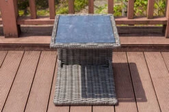 OUTFLEXX Beistelltisch, Grau, Polyrattan, 45 X 45 X 50 Cm, Tischplatte Spraystone, Innenliegend 9 OUTFLEXX Beistelltisch, Grau, Polyrattan, 45 X 45 X 50 Cm, Tischplatte Spraystone, Innenliegend -Doppler Verkäufe 5 18914.jpg